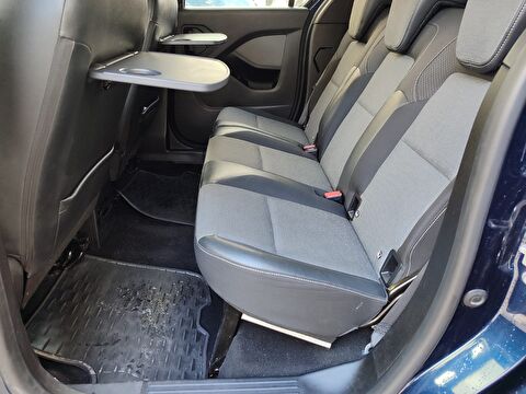 renault, kangoo multix, combi 1.3 tce ıconic edc, otomatik, benzin 2.el otomobil | renew 21