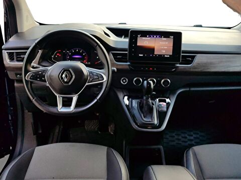 renault, kangoo multix, combi 1.3 tce ıconic edc, otomatik, benzin 2.el otomobil | renew 17