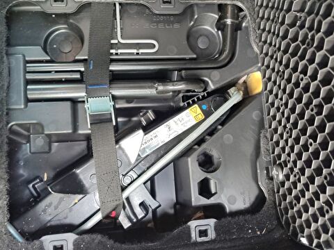 renault, kangoo multix, combi 1.3 tce ıconic edc, otomatik, benzin 2.el otomobil | renew 23