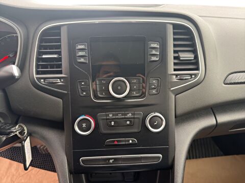 renault, megane, sedan 1.3 tce joy edc, otomatik, benzin 2.el otomobil | renew 19