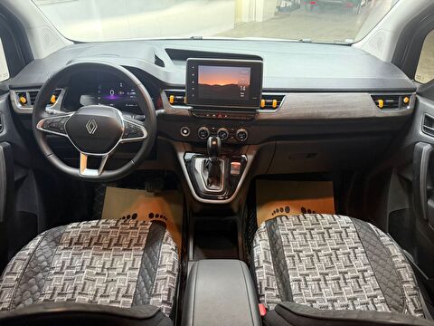 renault, kangoo multix, 1.3 tce ıconic edc, otomatik, benzin 2.el otomobil | renew 21