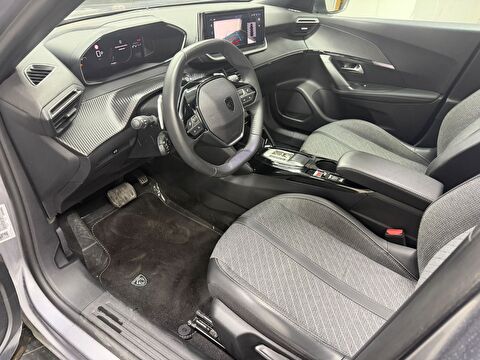 peugeot, 2008, 1.2 puretech allure eat8, otomatik, benzin 2.el otomobil | renew 17