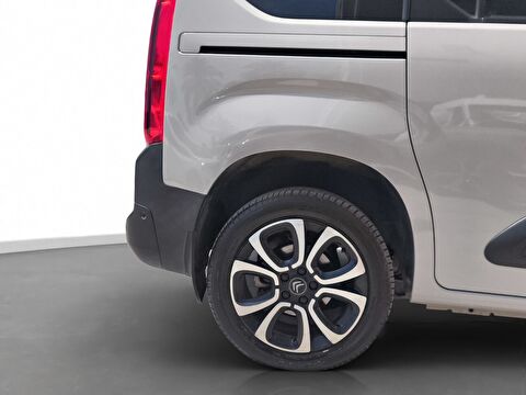 citroen, berlingo, 1.5 bluehdı shine bold eat8, otomatik, dizel 2.el otomobil | renew 8