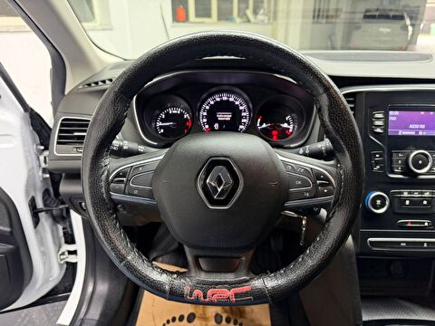 renault, megane, sedan 1.3 tce joy, manuel, benzin 2.el otomobil | renew 22