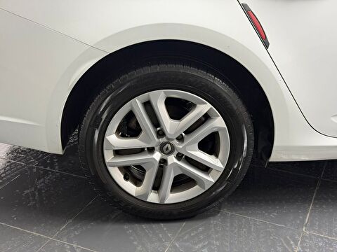 renault, megane, sedan 1.3 tce joy, manuel, benzin 2.el otomobil | renew 27