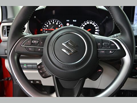 suzuki, swift, 1.2 mhev pulse dc cvt (çift renk), otomatik, benzin 2.el otomobil | renew 24
