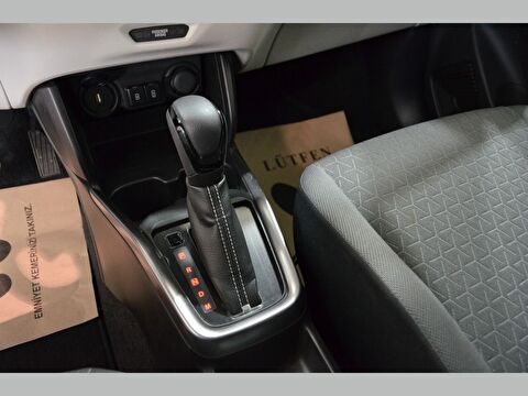 suzuki, swift, 1.2 mhev pulse dc cvt (çift renk), otomatik, benzin 2.el otomobil | renew 26