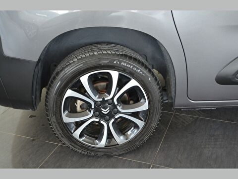 citroen, berlingo, 1.5 bluehdı shine bold s&s eat8, otomatik, dizel 2.el otomobil | renew 33