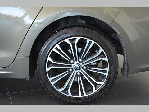 toyota, corolla, 1.8 hybrid flame x-pack e-cvt, otomatik, hybrid 2.el otomobil | renew 23