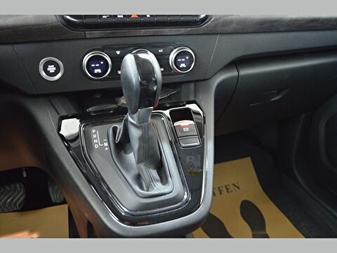 renault, kangoo multix, 1.3 tce ıconic edc, otomatik, benzin 2.el otomobil | renew 22
