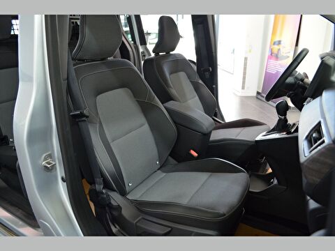 renault, kangoo multix, 1.3 tce ıconic edc, otomatik, benzin 2.el otomobil | renew 29