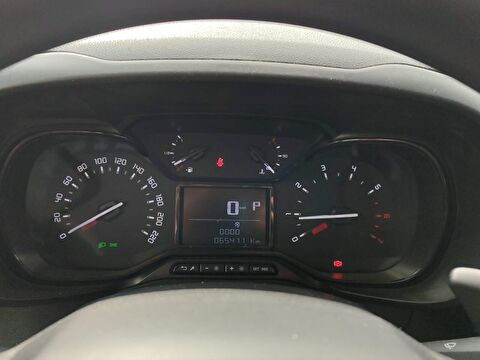 citroen, berlingo, kombi 1.5 bluehdı feel stil eat8, otomatik, dizel 2.el otomobil | renew 6