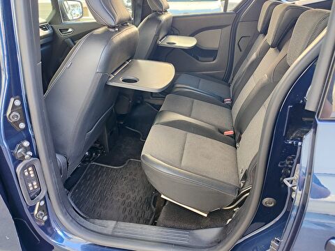 renault, kangoo multix, combi 1.3 tce ıconic edc, otomatik, benzin 2.el otomobil | renew 12