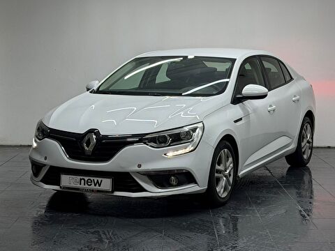 Sedan 1.3 TCe Joy, 2. el otomobil | renew