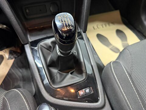 renault, megane, sedan 1.3 tce joy, manuel, benzin 2.el otomobil | renew 27
