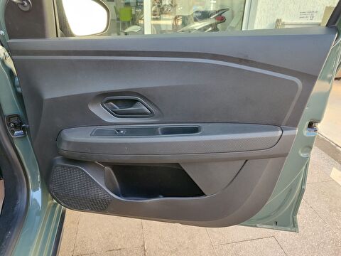 dacia, sandero, hatchback 1.0 tce stepway essential, manuel, benzin + lpg 2.el otomobil | renew 18