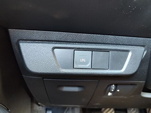 dacia, sandero, hatchback 1.0 tce stepway essential, manuel, benzin + lpg 2.el otomobil | renew 26