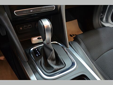 renault, megane, sedan 1.3 tce ıcon edc, otomatik, benzin 2.el otomobil | renew 27