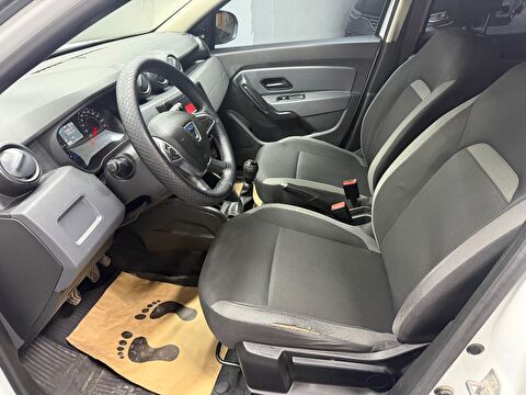 dacia, duster, 1.5 bluedcı 4x4 comfort, manuel, dizel 2.el otomobil | renew 18