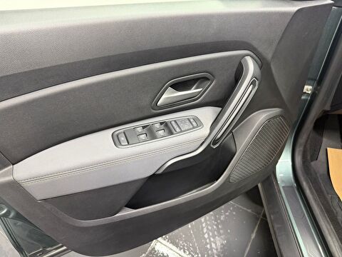 dacia, duster, 1.3 turbo extreme 4x2 edc, otomatik, benzin 2.el otomobil | renew 17