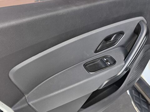 dacia, duster, 1.3 turbo 4x2 comfort edc, otomatik, benzin 2.el otomobil | renew 16