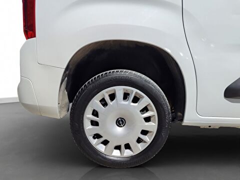 opel, combo, 1.5 d essential, otomatik, dizel 2.el otomobil | renew 8