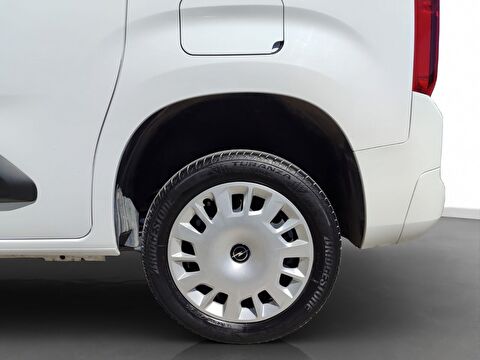 opel, combo, 1.5 d essential, otomatik, dizel 2.el otomobil | renew 7