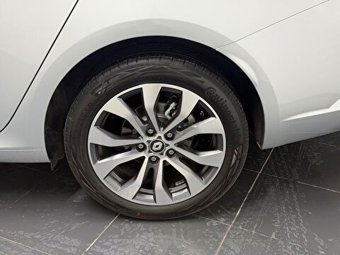 renault, megane, sedan 1.3 tce ıcon edc, otomatik, benzin 2.el otomobil | renew 13