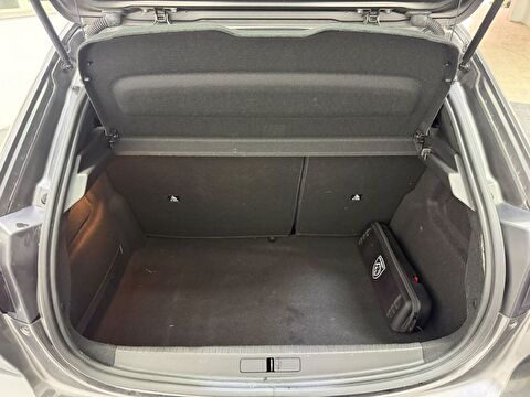 peugeot, 208, 1.2 puretech allure selection eat8, otomatik, benzin 2.el otomobil | renew 14