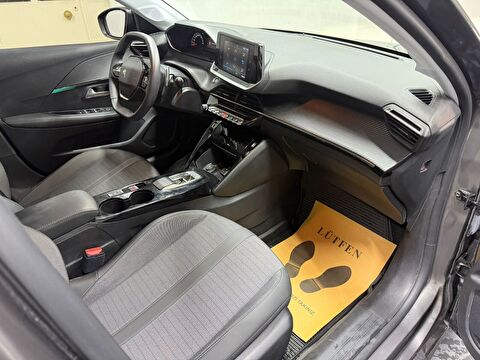 peugeot, 208, 1.2 puretech allure selection eat8, otomatik, benzin 2.el otomobil | renew 15