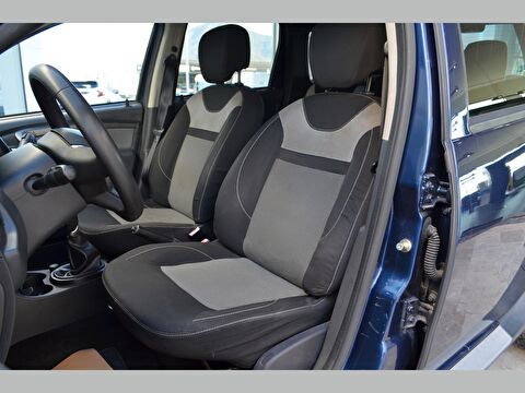 dacia, duster, suv 1.5 dcı 4x2 laureate edc, otomatik, dizel 2.el otomobil | renew 15