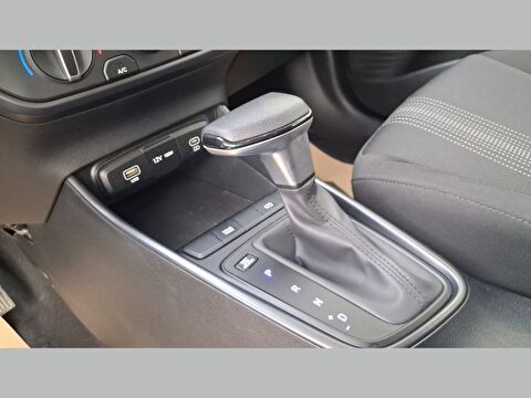 hyundai, i20, hatchback 1.0 t-gdı jump nav. dct, otomatik, benzin 2.el otomobil | renew 21