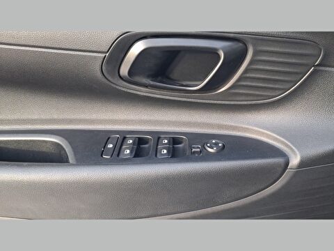 hyundai, i20, hatchback 1.0 t-gdı jump nav. dct, otomatik, benzin 2.el otomobil | renew 24