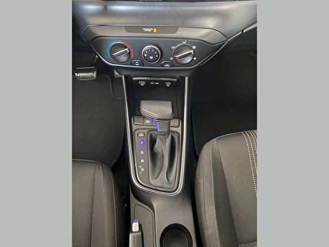 hyundai, i20, hatchback 1.0 t-gdı jump nav. dct, otomatik, benzin 2.el otomobil | renew 30