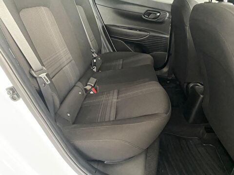 hyundai, i20, hatchback 1.4 mpı jump otomatik, otomatik, benzin 2.el otomobil | renew 24