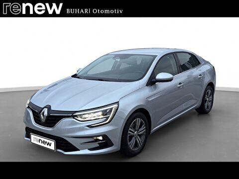 Sedan 1.3 TCe Touch EDC, 2. el otomobil | renew