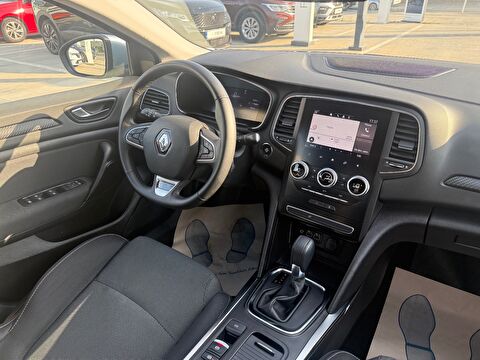 renault, megane, sedan 1.3 tce touch edc, otomatik, benzin 2.el otomobil | renew 13