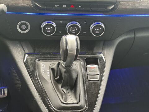 renault, kangoo multix, 1.3 tce ıconic edc, otomatik, benzin 2.el otomobil | renew 19