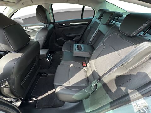 renault, megane, sedan 1.5 bluedci ıcon edc, otomatik, dizel 2.el otomobil | renew 14