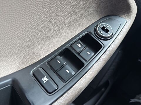 hyundai, i20, 1.4 crdı style, manuel, dizel 2.el otomobil | renew 19