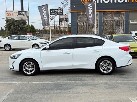 ford, focus, sedan 1.5 tdcı ecoblue trend x otomatik, otomatik, dizel 2.el otomobil | renew 21