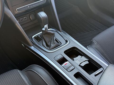 renault, megane, sedan 1.3 tce ıcon edc, otomatik, benzin 2.el otomobil | renew 14