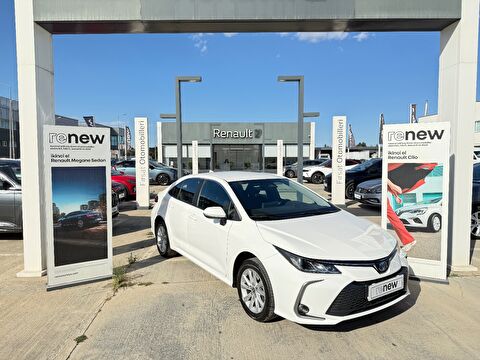 Sedan 1.8 Hybrid Dream e-CVT, 2. el otomobil | renew