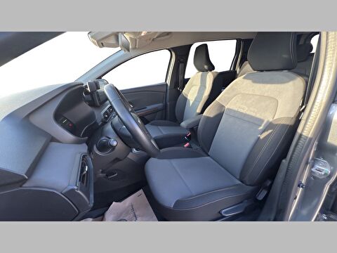 dacia, jogger, mpv 1.6 tce hybrid extreme otomatik, otomatik, hybrid 2.el otomobil | renew 17