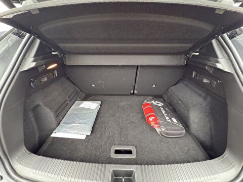 renault, austral, 1.3 mild hybrid techno esprit alpine, otomatik, benzin 2.el otomobil | renew 20