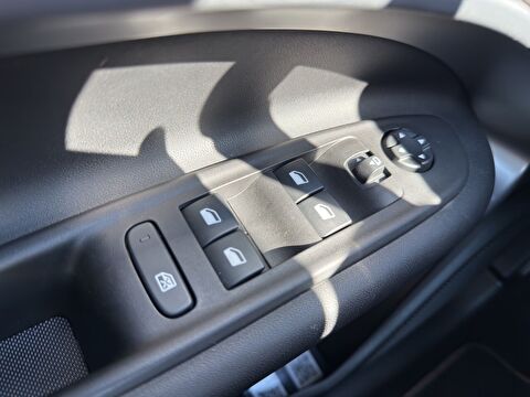 jeep, avenger hybrid, avenger 1.2 mhev summit 4x2, otomatik, benzin 2.el otomobil | renew 18