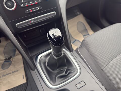 renault, megane, sedan 1.3 tce joy comfort, manuel, benzin 2.el otomobil | renew 18