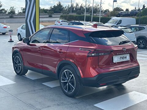 nissan, qashqai, suv 1.3 dıg-t 12v mhev 4x4 sky pack x-tronic, otomatik, mhev 2.el otomobil | renew 8