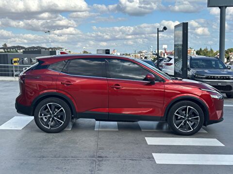 nissan, qashqai, suv 1.3 dıg-t 12v mhev 4x4 sky pack x-tronic, otomatik, mhev 2.el otomobil | renew 9