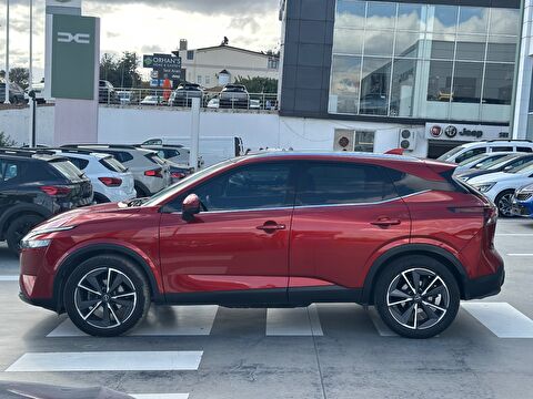 nissan, qashqai, suv 1.3 dıg-t 12v mhev 4x4 sky pack x-tronic, otomatik, mhev 2.el otomobil | renew 10